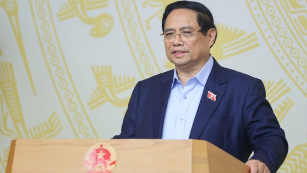 Thủ tướng: Xử lý nghiêm môi giới trái phép, nhận tiền 'chạy suất' nhà ở xã hội