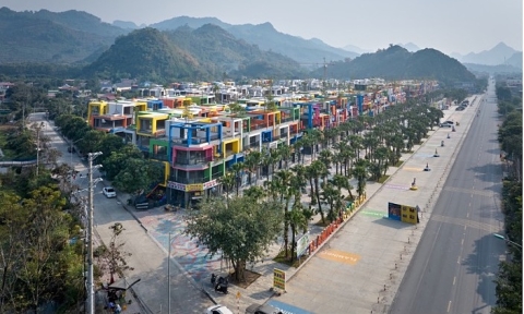 Mặt tiền quốc lộ 33 m tạo lợi thế cho Flamingo Golden Hill