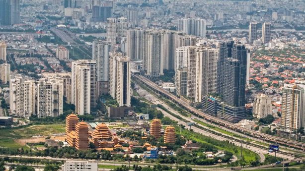 'Cháy booking' - chiêu thổi giá căn hộ