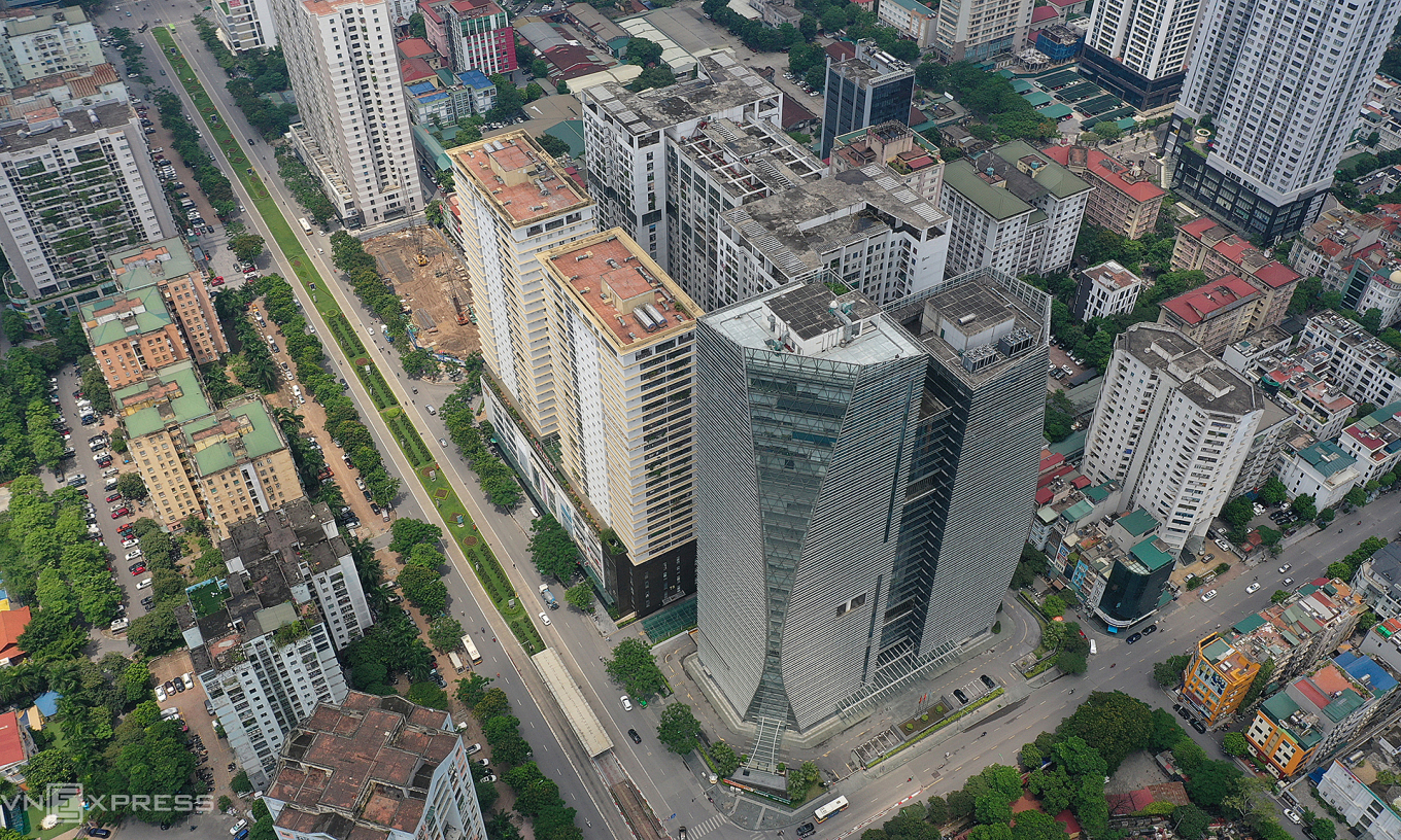 Nhà đầu tư lướt sóng muốn thoát hàng cuối năm