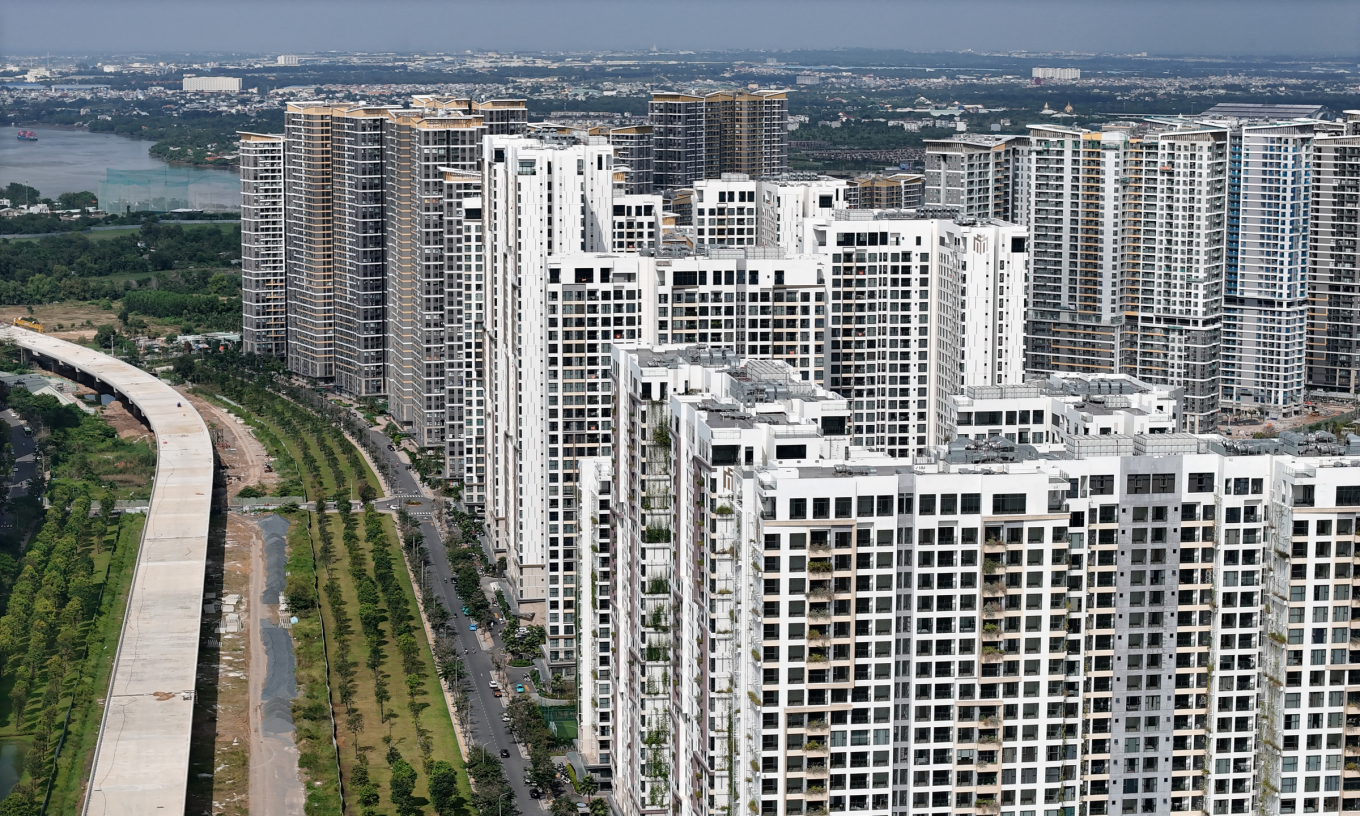 Bất động sản TP HCM bung nguồn cung dịp cận Tết