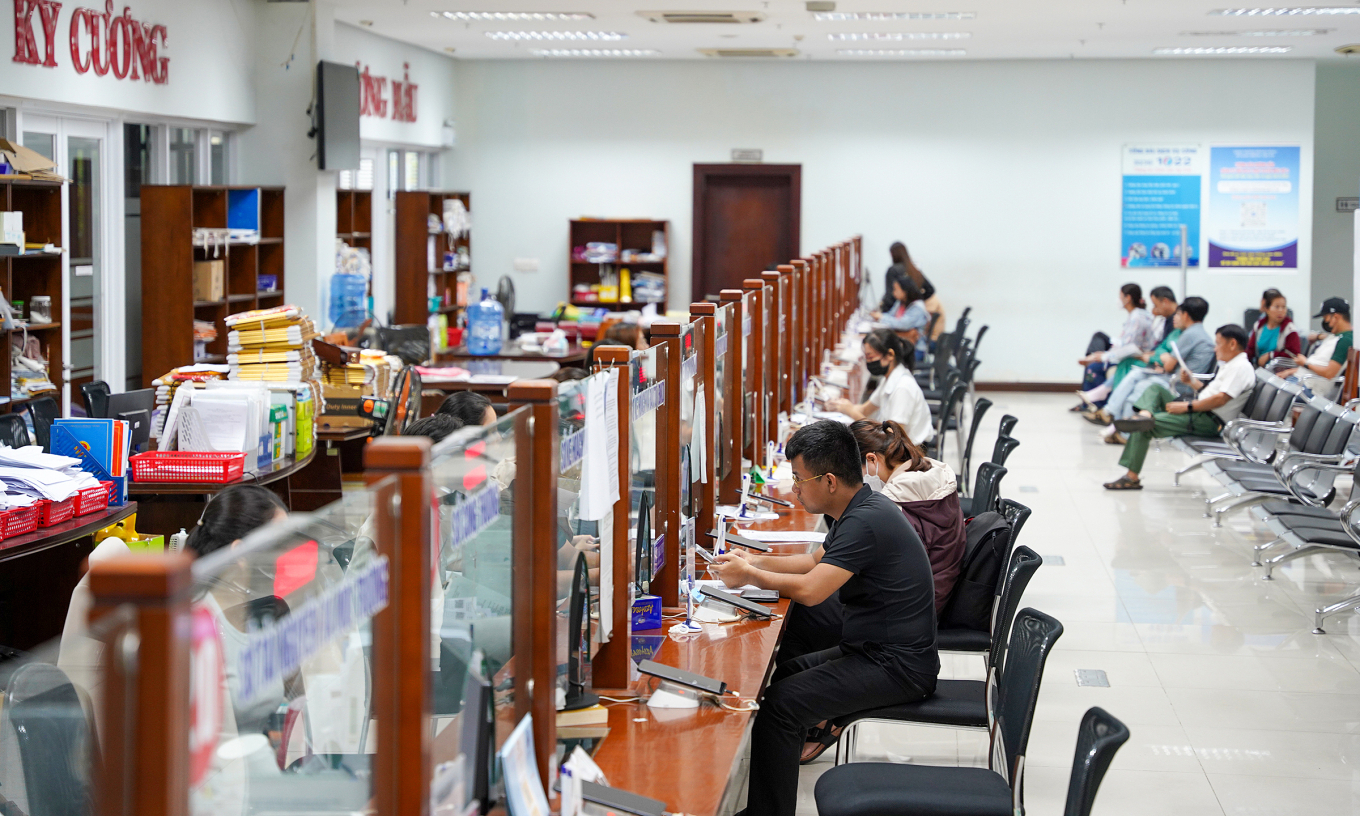 Chưa chuyển chức năng văn phòng đăng ký đất đai về cấp xã